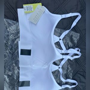 2 pack women’s all in motion white seamless cami sports bra